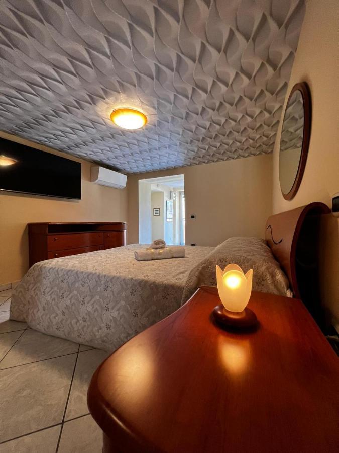 Archome Помпей Екстериор снимка